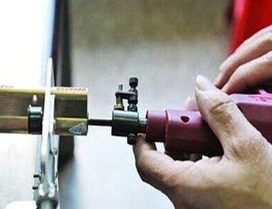 灞桥24小时上门开锁公司